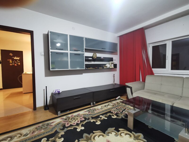 Vitan Mall, Nerva Traian 4 camere decomandat